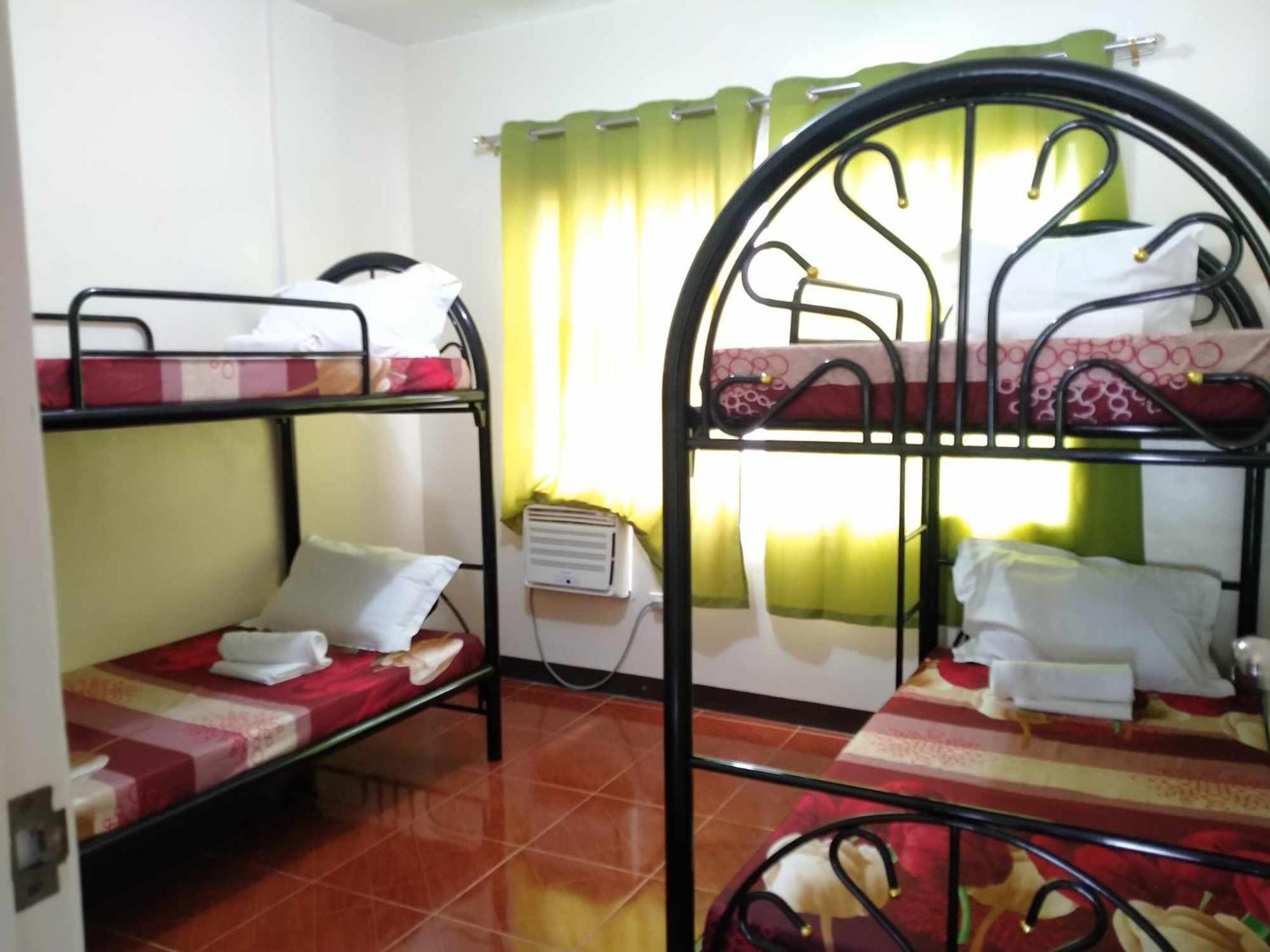 DMS Apartelle Los Banos  Exterior foto